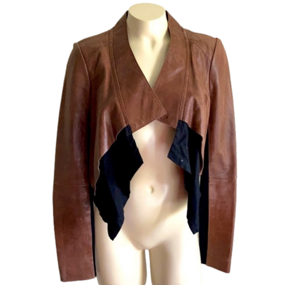 𝅺BCBG  MAXAZRIA brown/Black Leather jacket . XS